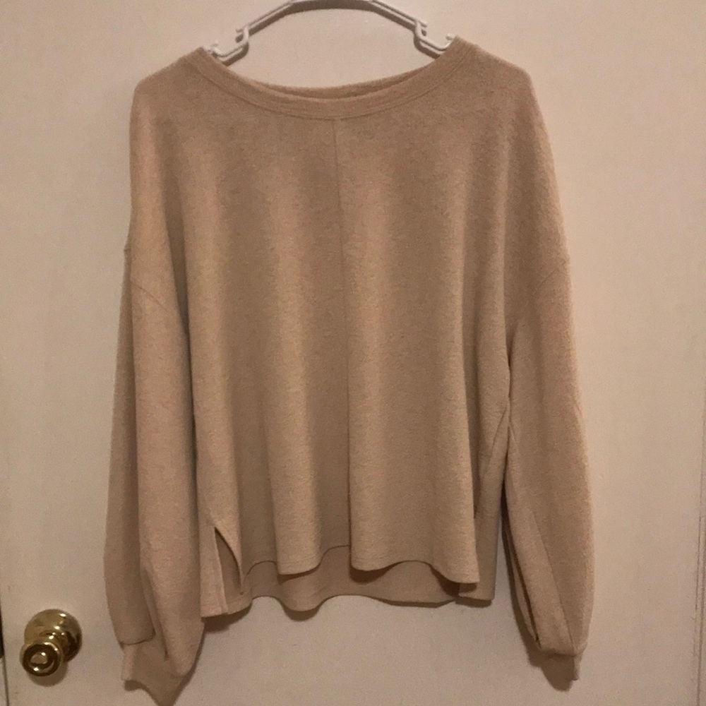 H&M flowy blouse